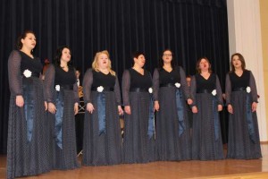 Kėdainių kultūros centro Pelėdnagių skyriaus vokalinis moterų ansamblis „Ieva“ - vienas iš trijų kolektyvų konkurse „Sidabriniai balsai“ patekęs į kitą etapą. 