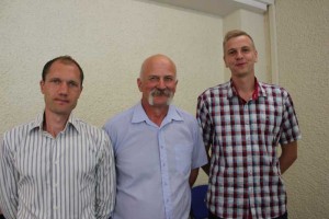 Vladas Kiaulakis didžiuojasi savo auklėtiniais sporto meistrais Aurimu Skinuliu ir Adrijumi Glebausku. 