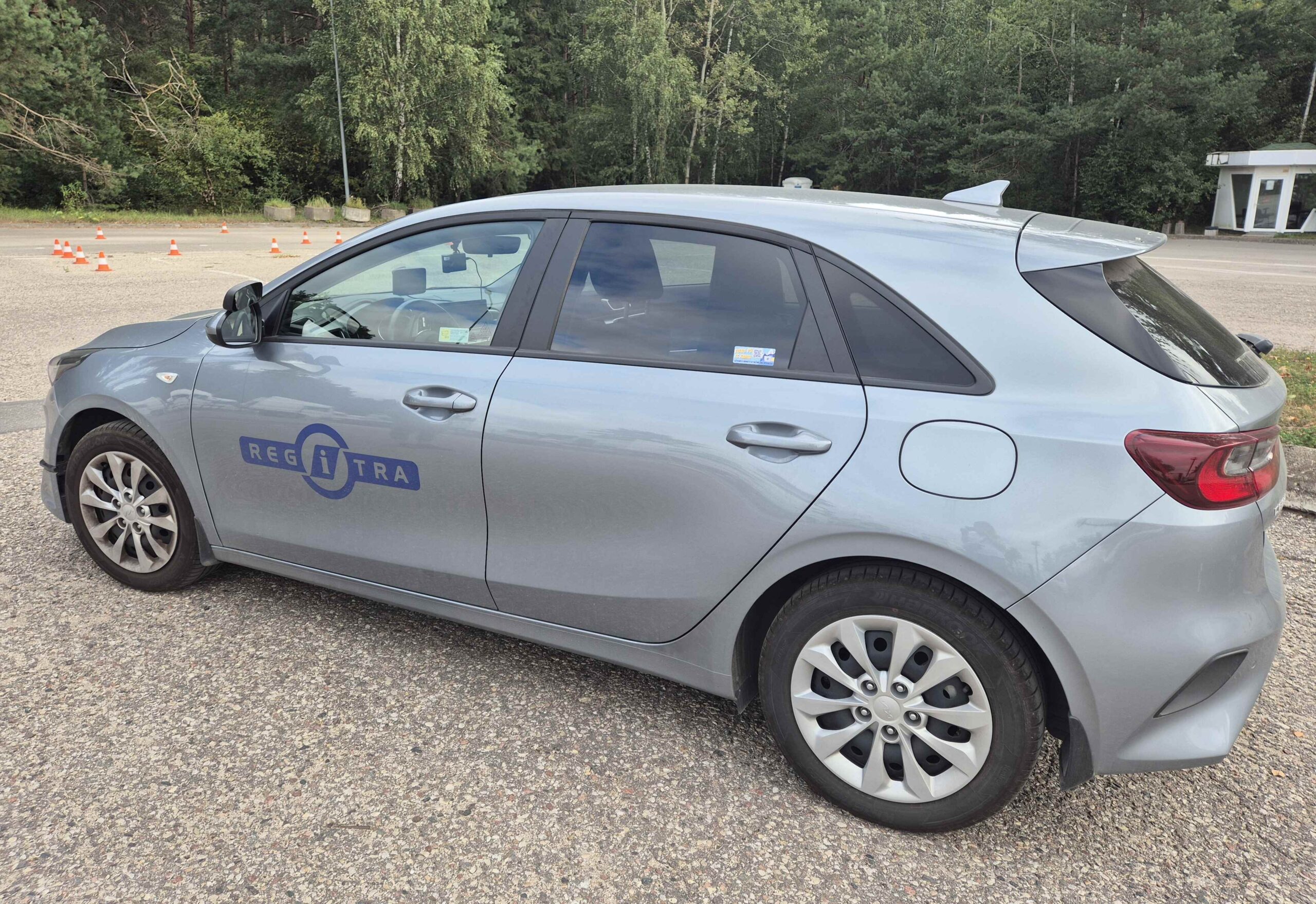 Regitra_Viens du ir ramu_QR