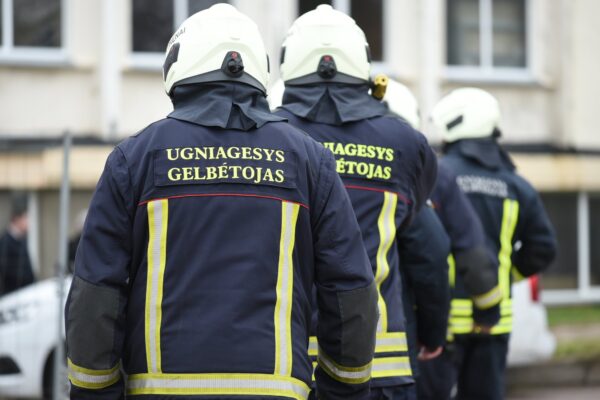 DHHRUlbfFUjG4-600x400-1