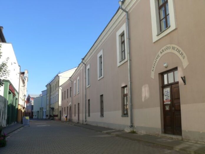 crop_1200x900_i2glof2801