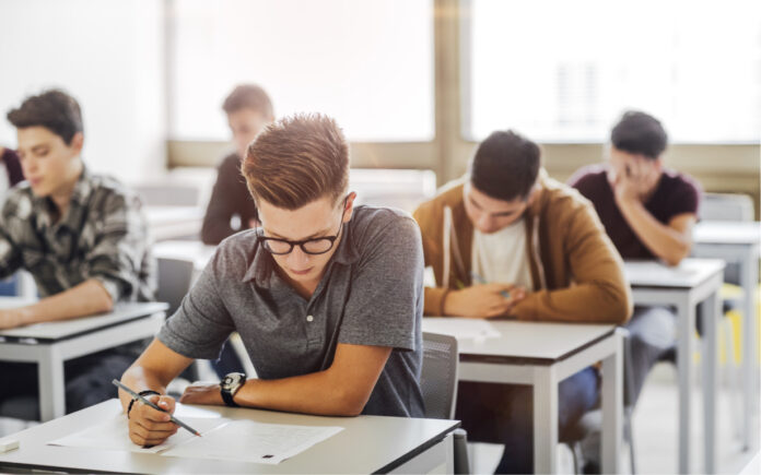 vstupitelnye-ekzameny-v-kolledzh-1232