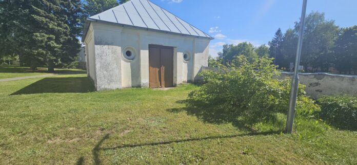 745b620e-8ea2-4e19-89ab-ad7ee8b4d81a