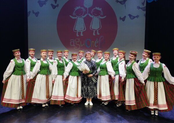 resize_600x600_austeja