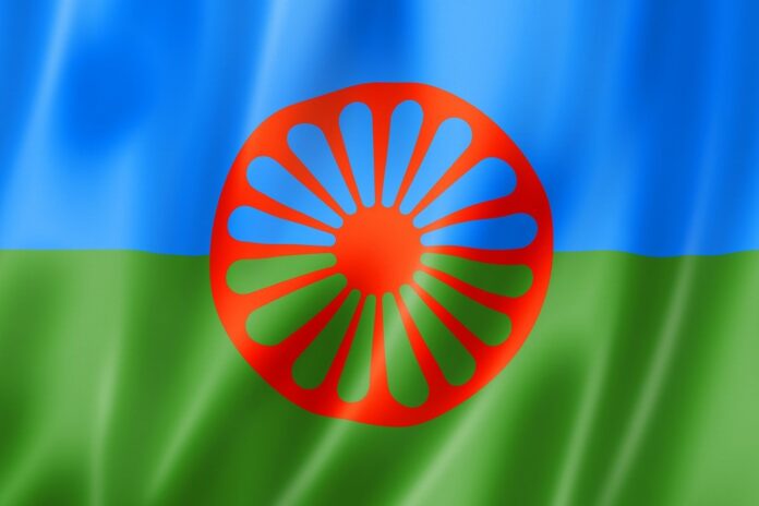 IXjHGk3CdHs.jpg__2280x1520_q85_ALIAS-newshudge_crop-smart_subsampling-2_upscale