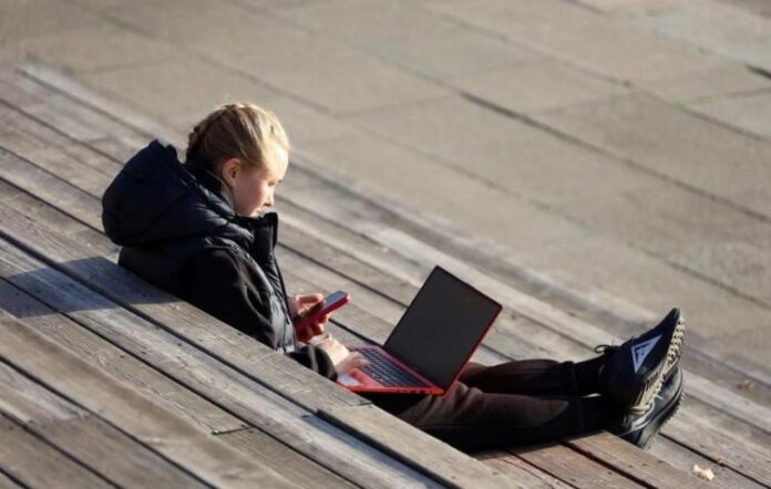 1751189691207474_oIJBSEfF