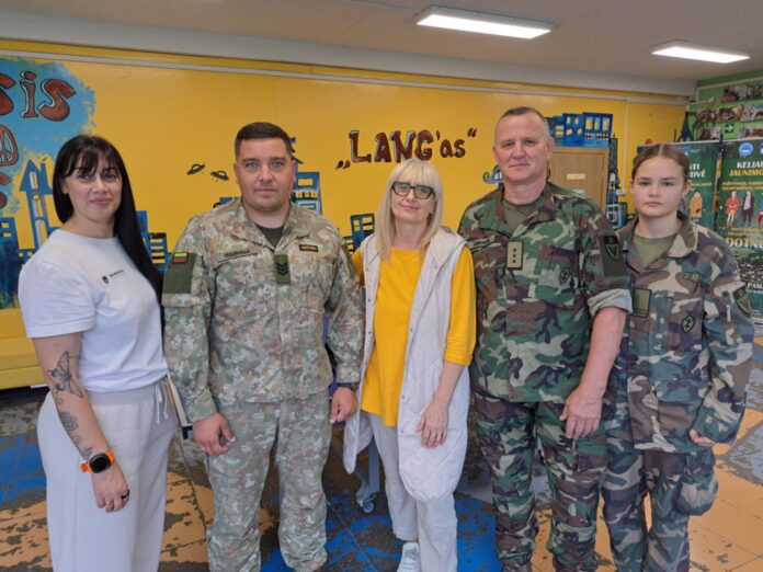 Kėdainių SJMC jaunimui - apie jaunųjų šaulių veiklą.