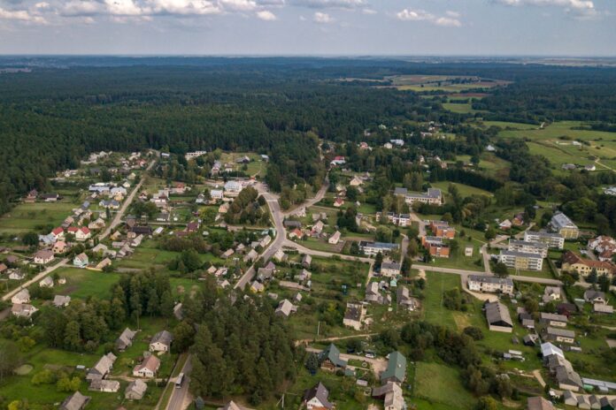 LgQ4CwAUumc.jpg__2280x1520_q85_ALIAS-newshudge_crop-smart_subsampling-2_upscale