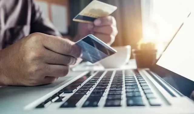 0ba622b36957856d330d2047dad0a206.850x445_q82_crop-640x375