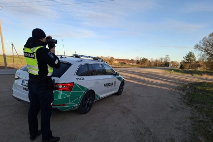 tSkdq2cdzh0.jpg__720x480_q85_ALIAS-newssmall_crop-smart_subsampling-2_upscale(1)