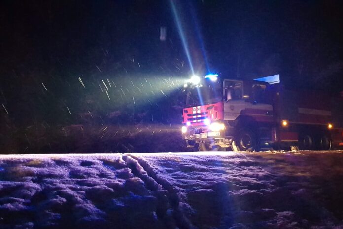 2fw_i1hxrHE.jpg__2280x1520_q85_ALIAS-newshudge_crop-smart_subsampling-2_upscale(1)