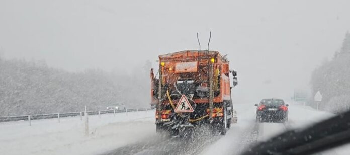 resize_1340x1000_ziemos_keliu_prieziuros_darbai_ab_keliu_prieziura_nuotrauka