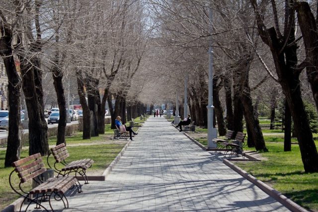 de8287199ed44f8ee103b5ec3252fffe-640x426