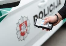 Ankstų rytą – į policijos glėbį