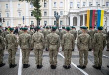 Prašymų pradėti privalomąją pradinę karo tarnybą savo noru – daugiau kaip 8,1 tūkstančio: šiais metais tarnybą galės pradėti ne visi norintieji