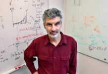 DI pradininkas Yoshua Bengio: prarandame kontrolę