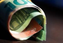Į kriptovaliutas investavęs vyras prarado 127,6 tūkst. eurų